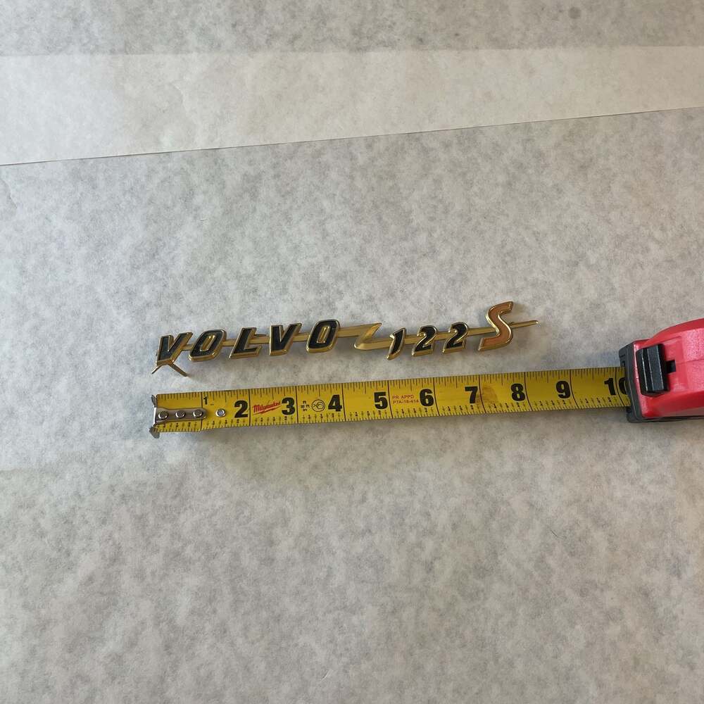 Volvo 122S Amazon Emblem